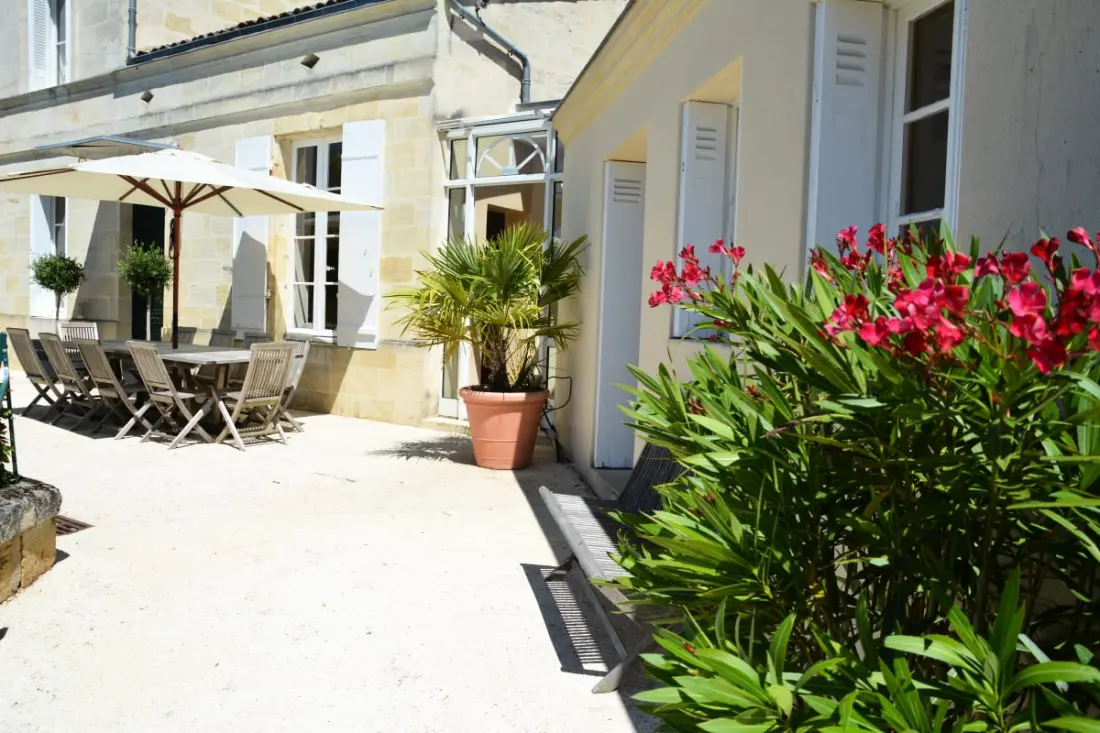 Château La Tuilière Szőlős közepén kivételes környezetben