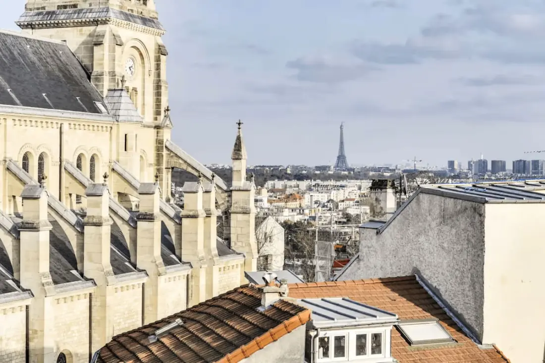 100 M2 terasz és parkolás - Eiffel Tower View
