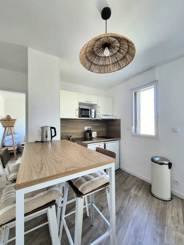Bel Appartement Avec Terrasse  et Jardin