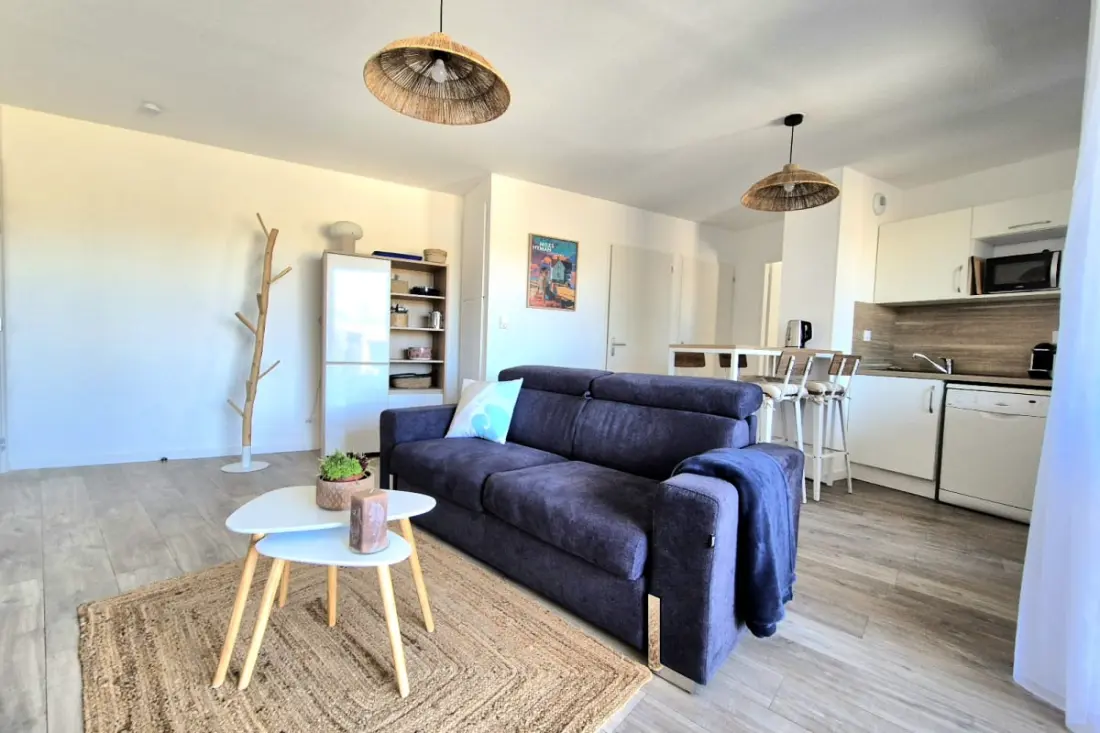 Bel Appartement Avec Terrasse  et Jardin