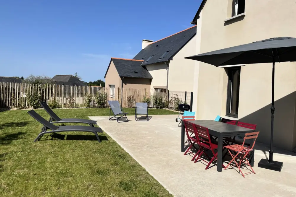 Superb Haus mit Garten - Saint-Coulomb