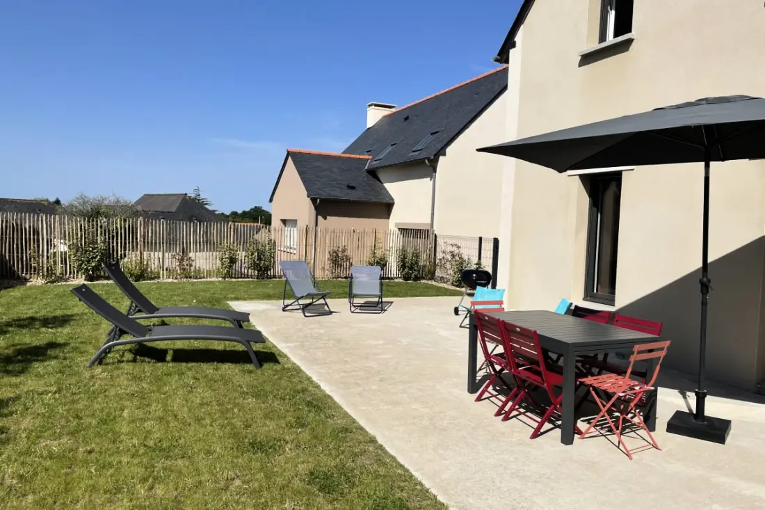 Superbe Maison Avec Jardin - Saint-coulomb