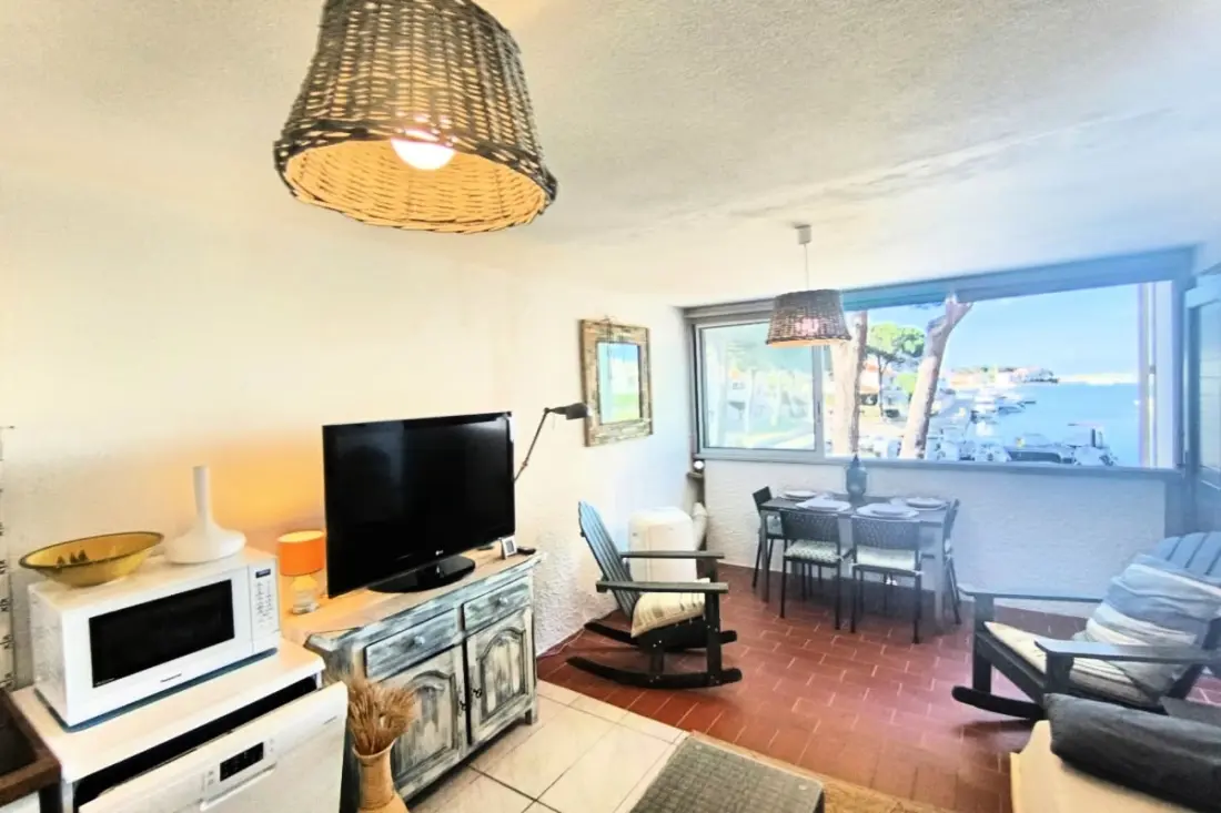 Apartman 4 Lenyűgöző nézetekkel
