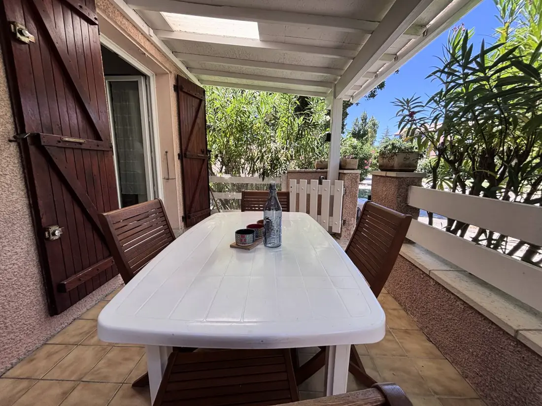 Patios De La Mer Residence