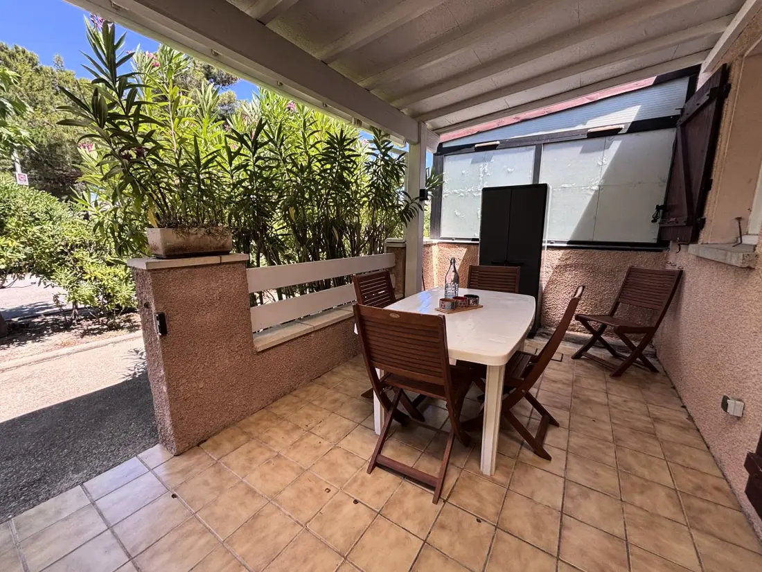 Patios De La Mer Residence