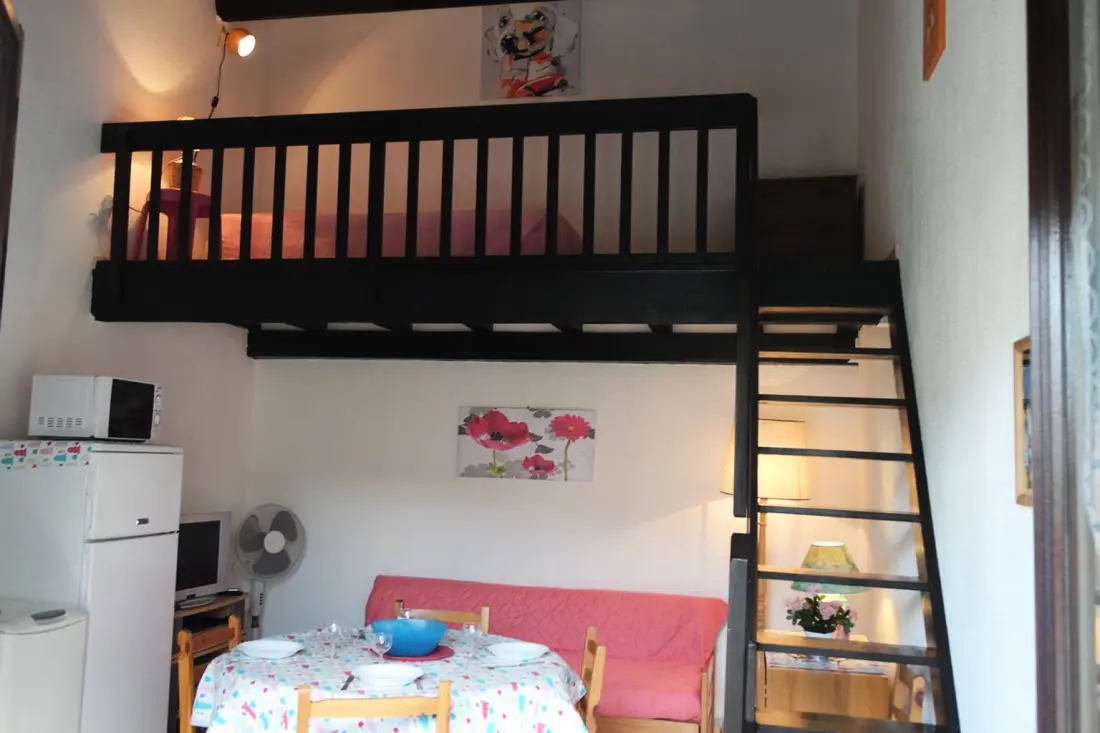 Regates Residence