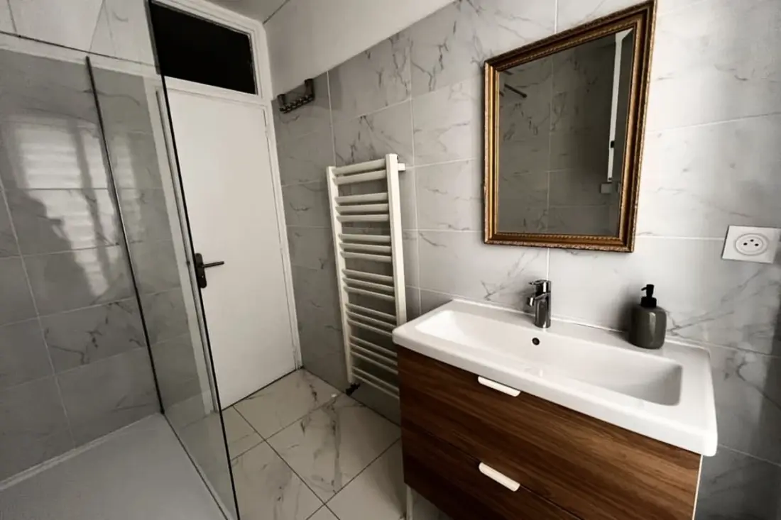 Fényes apartman a csatornán