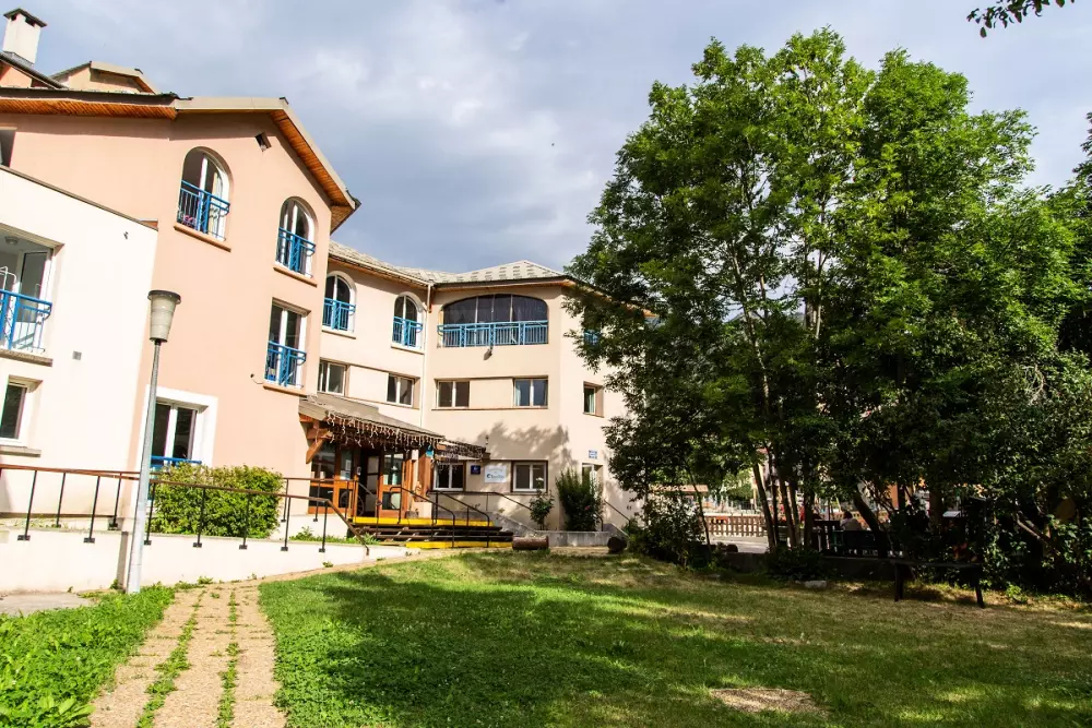 Village Club Le Rabuons 2 Stjerner★★ - Ternélia