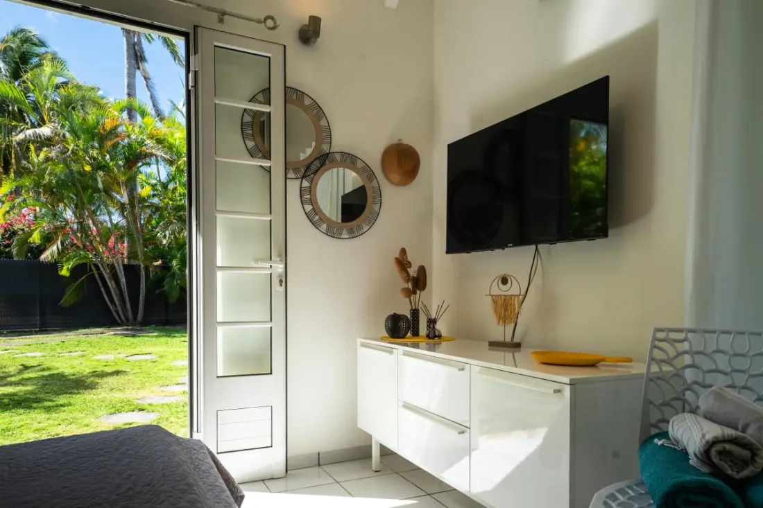 Monarch Bungaló