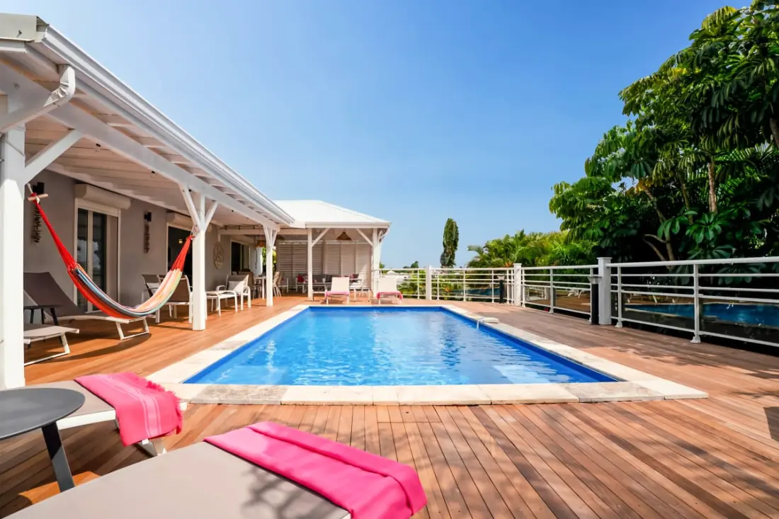 Hummingbird villa