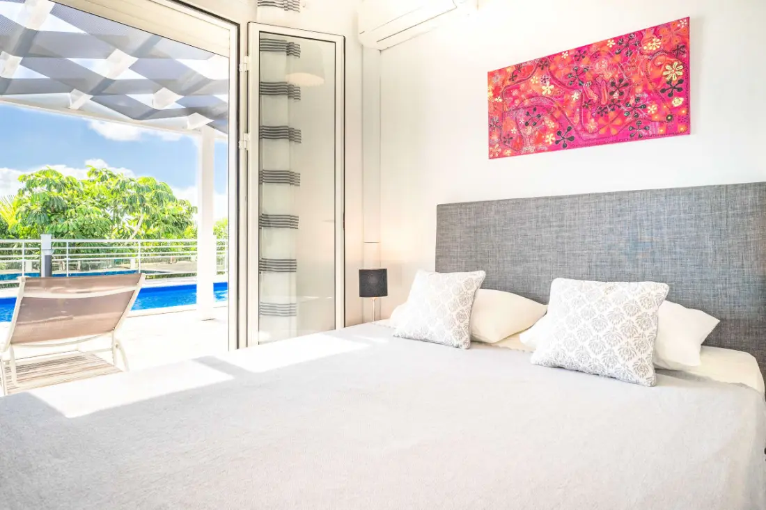 Hummingbird villa