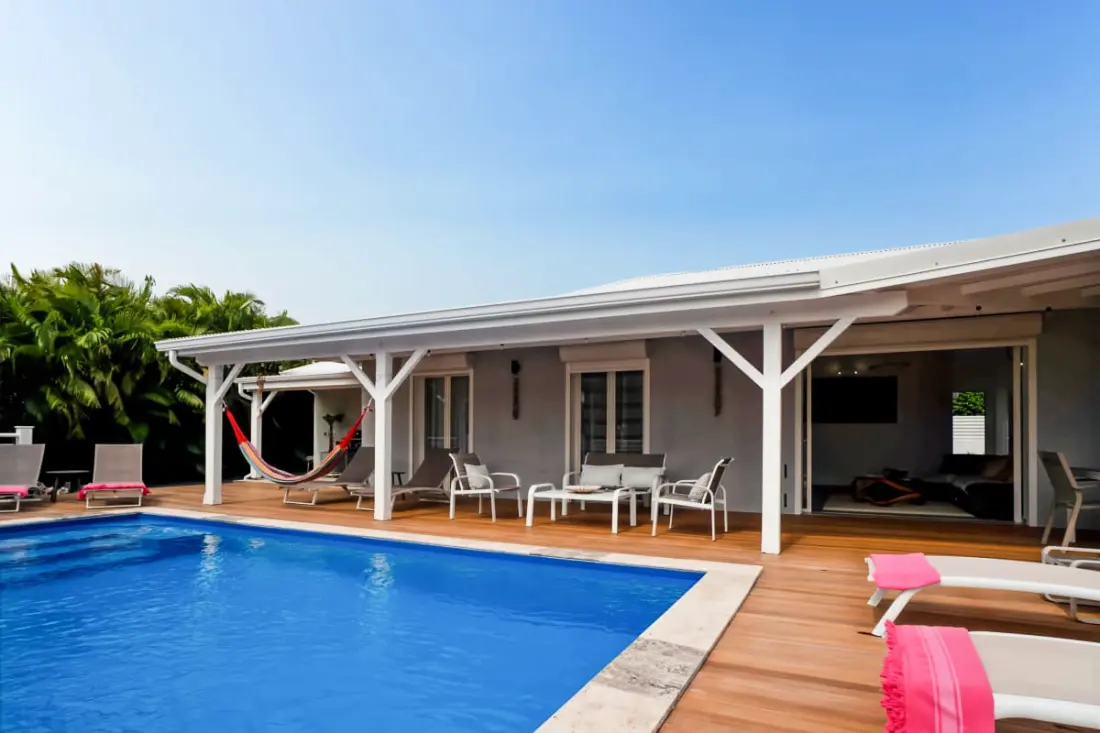 Hummingbird villa