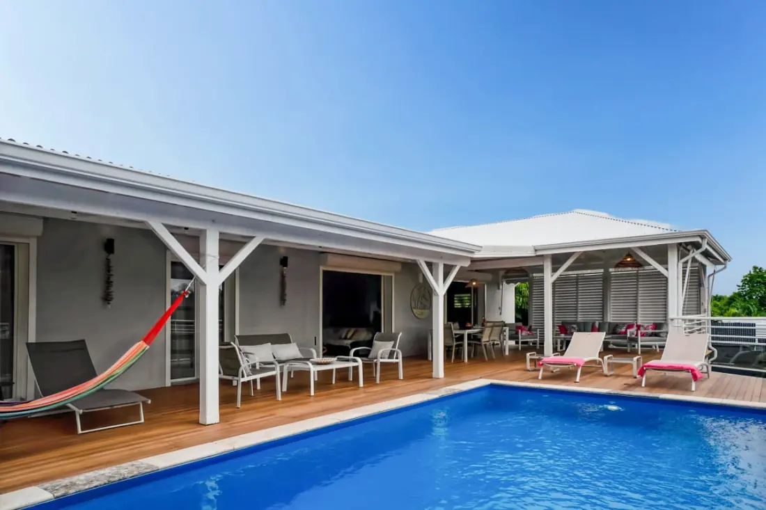 Hummingbird villa