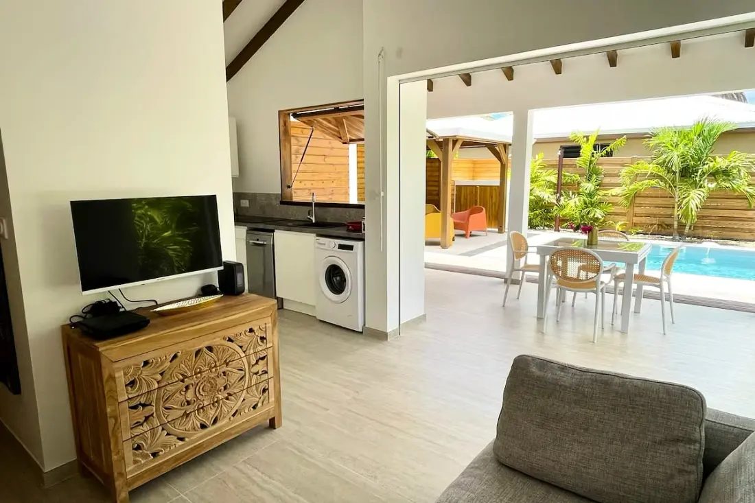 Villa Tikaz boldogság