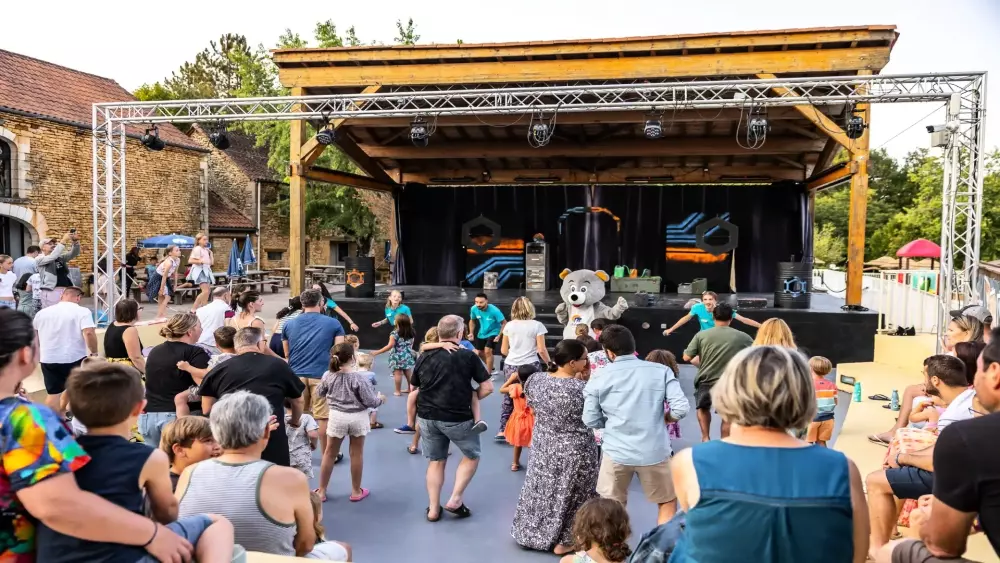 Camping Les Truffières de Dordogne 5 Sterren★★★★★