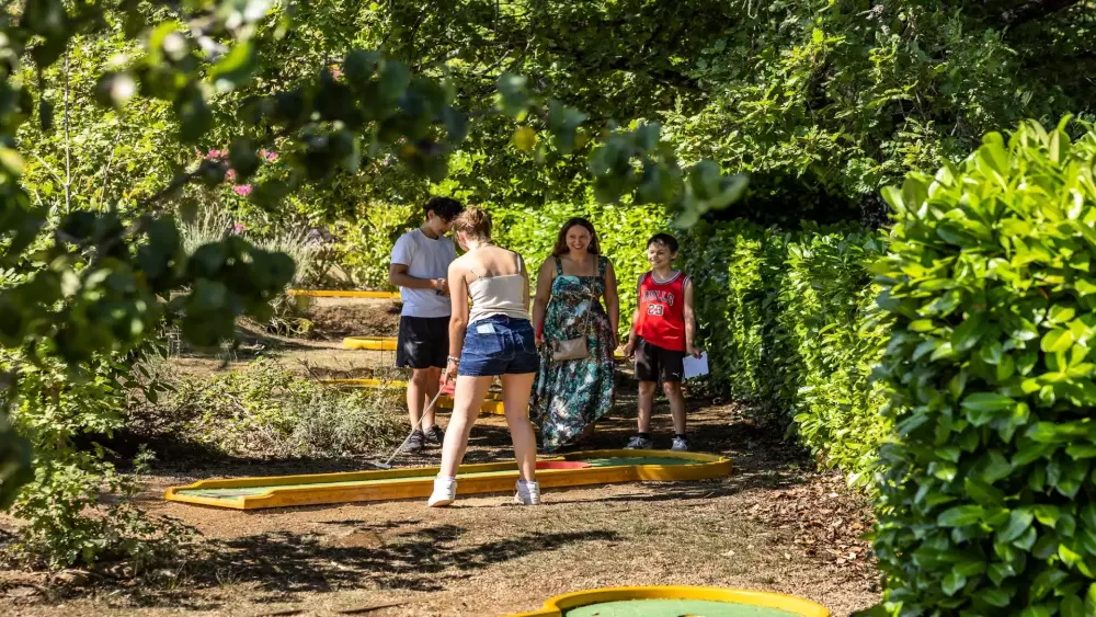 Camping Les Truffières de Dordogne 5 Sterren★★★★★