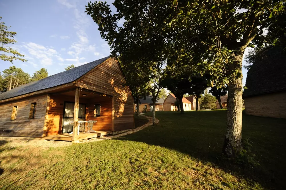 Holiday Village ULVF - Le Domaine de Pelvezy 3 Stars★★★