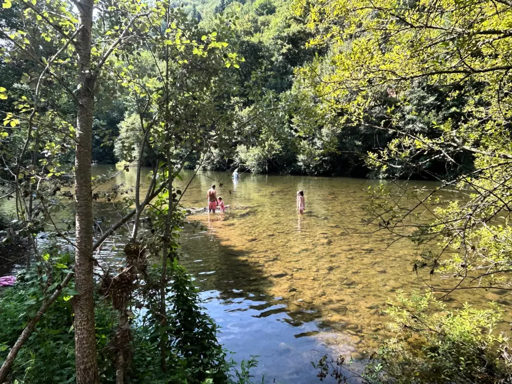 Ushuaia Villages Camping Rives d'Olt et Aubrac 4 Sterren★★★★