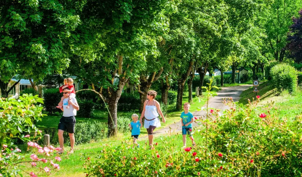 Ushuaia Villages Camping Rives d'Olt et Aubrac 4 Sterren★★★★