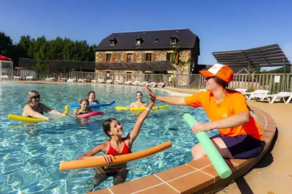 Ushuaia Villages Camping Rives d'Olt et Aubrac 4 Sterren★★★★