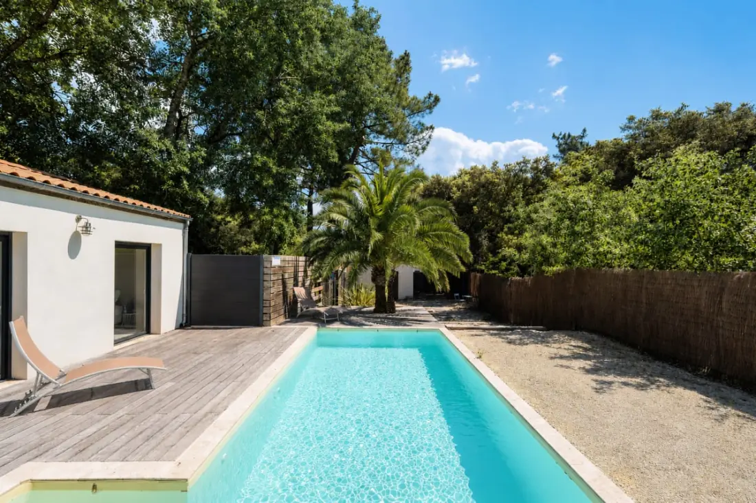 House Oceane úszási medencével -