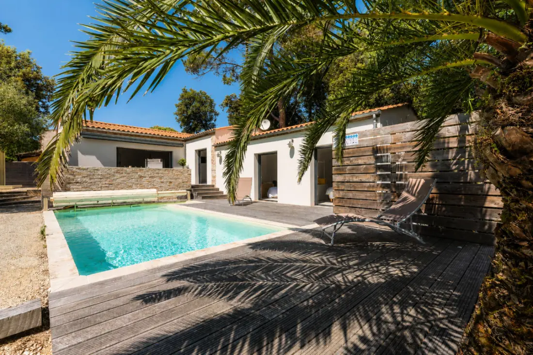 House Oceane úszási medencével -