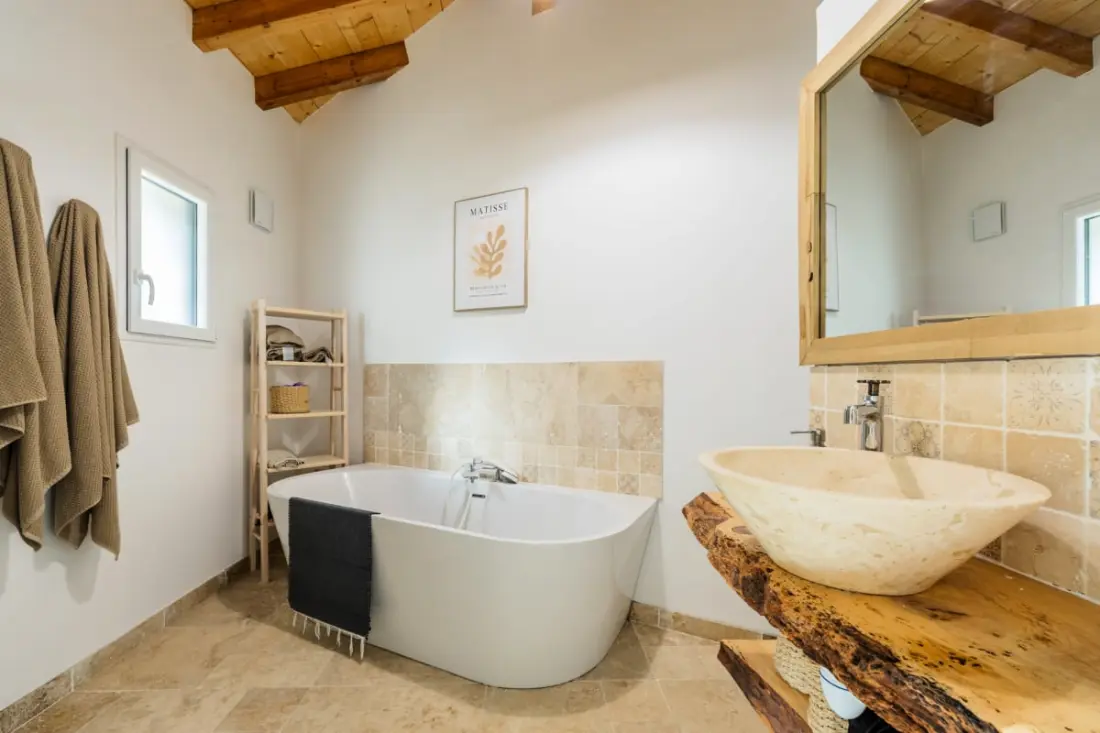 House Oceane úszási medencével -