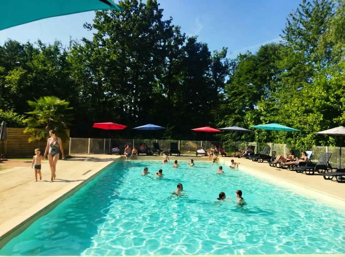 Camping Les Rives del lago Cantalès 3 Estrellas★★★