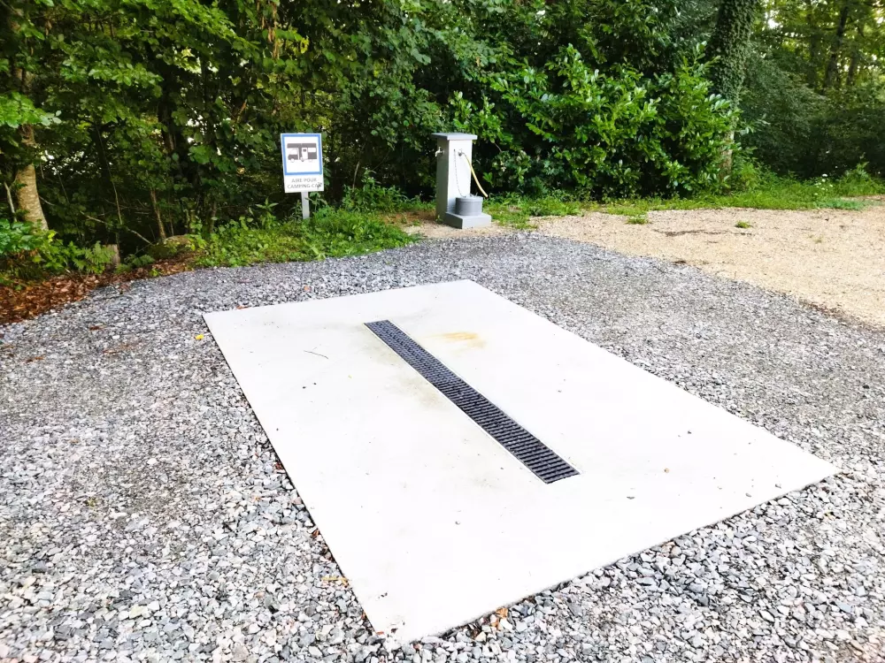 Camping Les Rives du lac Cantalès 3 étoiles★★★