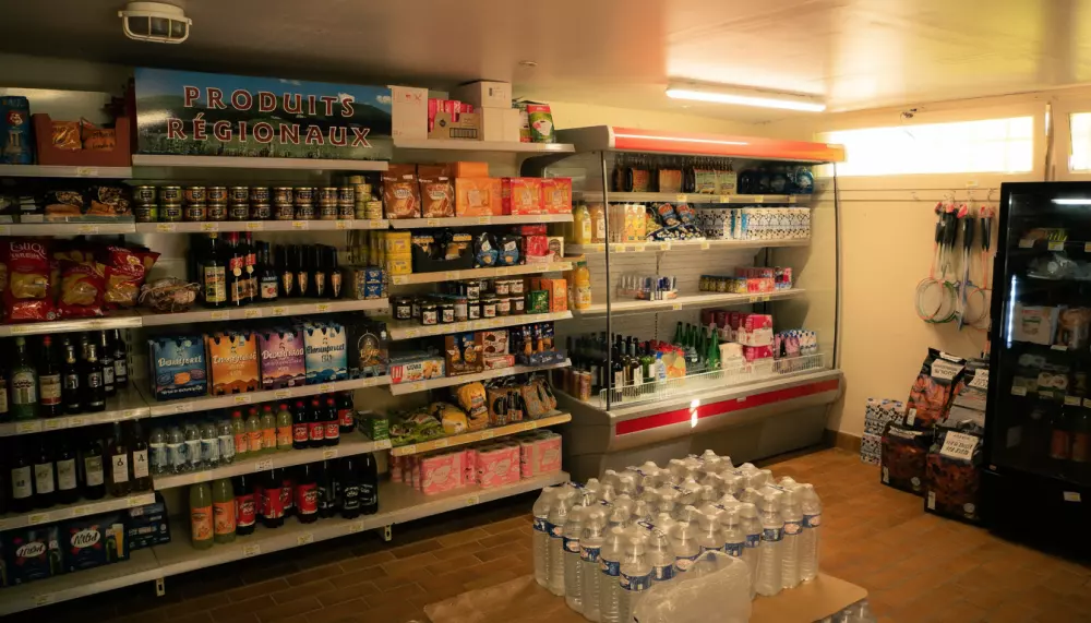 Camping Les Rives du lac Cantalès 3 étoiles★★★