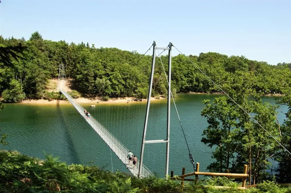 Camping Les Rives du lac Cantalès 3 étoiles★★★