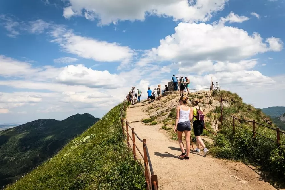 Camping Les Rives du lac Cantalès 3 étoiles★★★