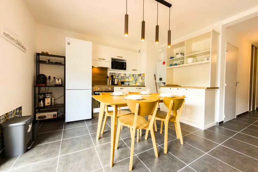 Apartman 6 Pers Balcony & Parking
