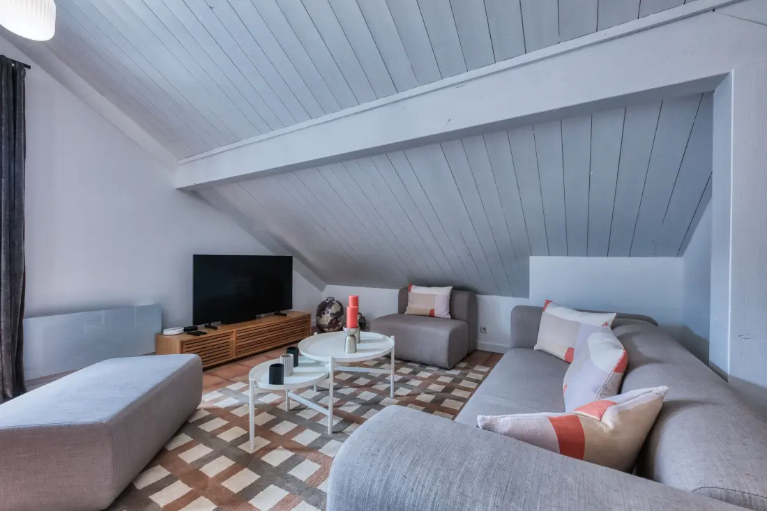 Montjoie Residence