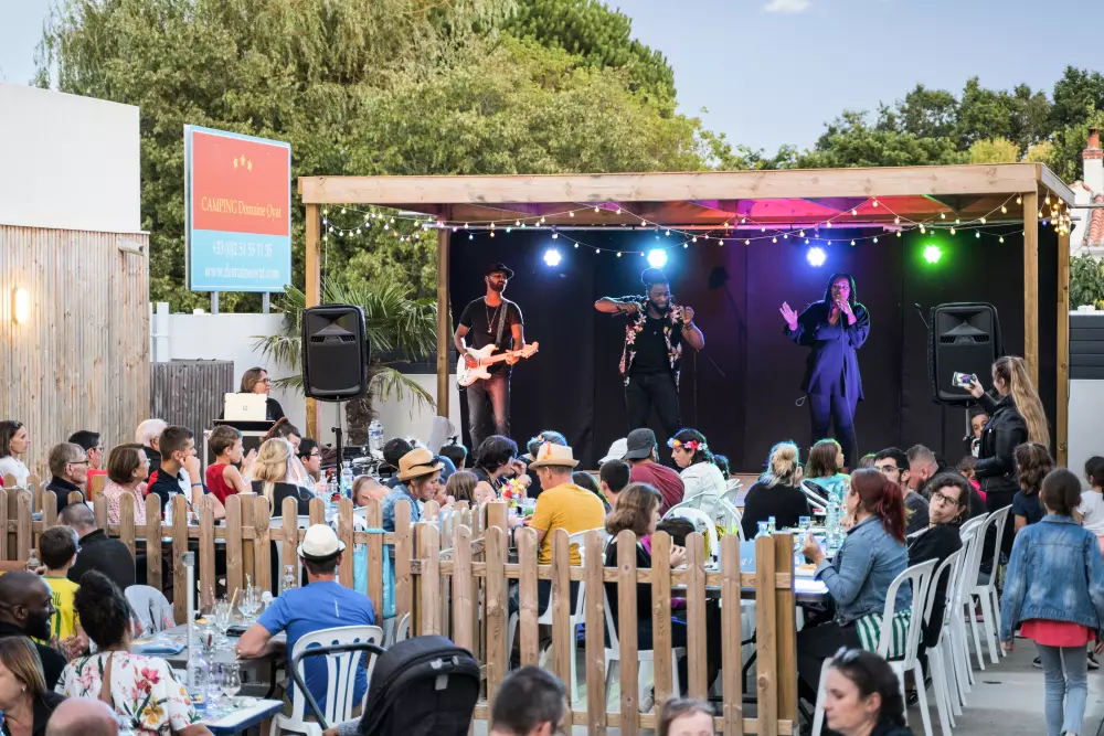 Camping Paradis Domaine Oyat 4 Sterne★★★★