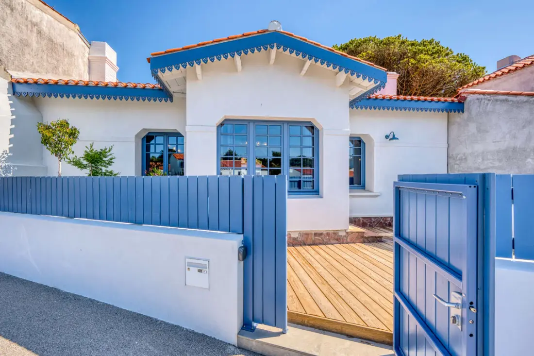 Villa Bains De Mer & Jacuzzi à 2 Pas De La Plage, Centre-ville à Pied, 6p