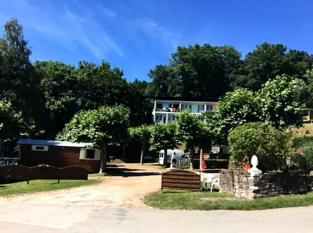 Camping PARC DE PALETES