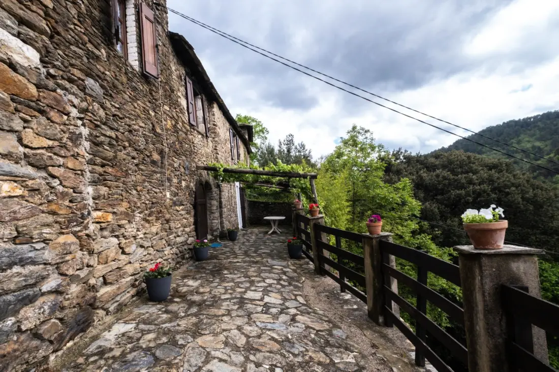 Gîte de France Die Trellis an der teissonnière 2 Ohren