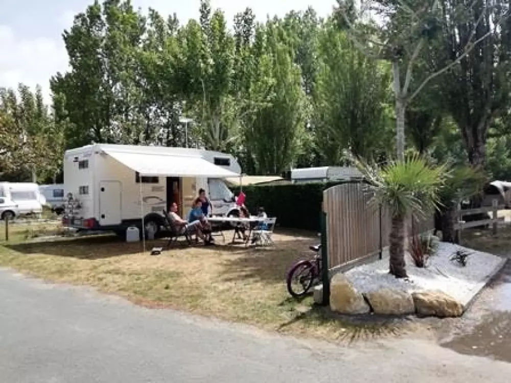 Campsite Domaine des Salins 4 Stars★★★★