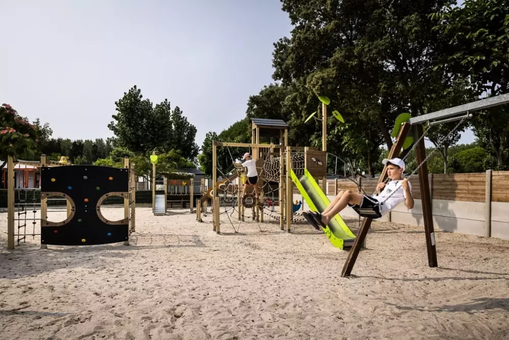 Campsite Domaine des Salins 4 Stars★★★★