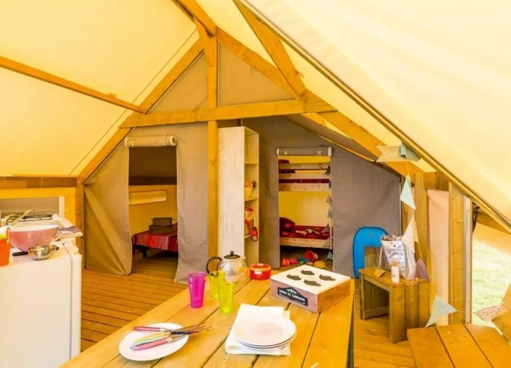 Camping Riez à la Vie 4 Sterren★★★★