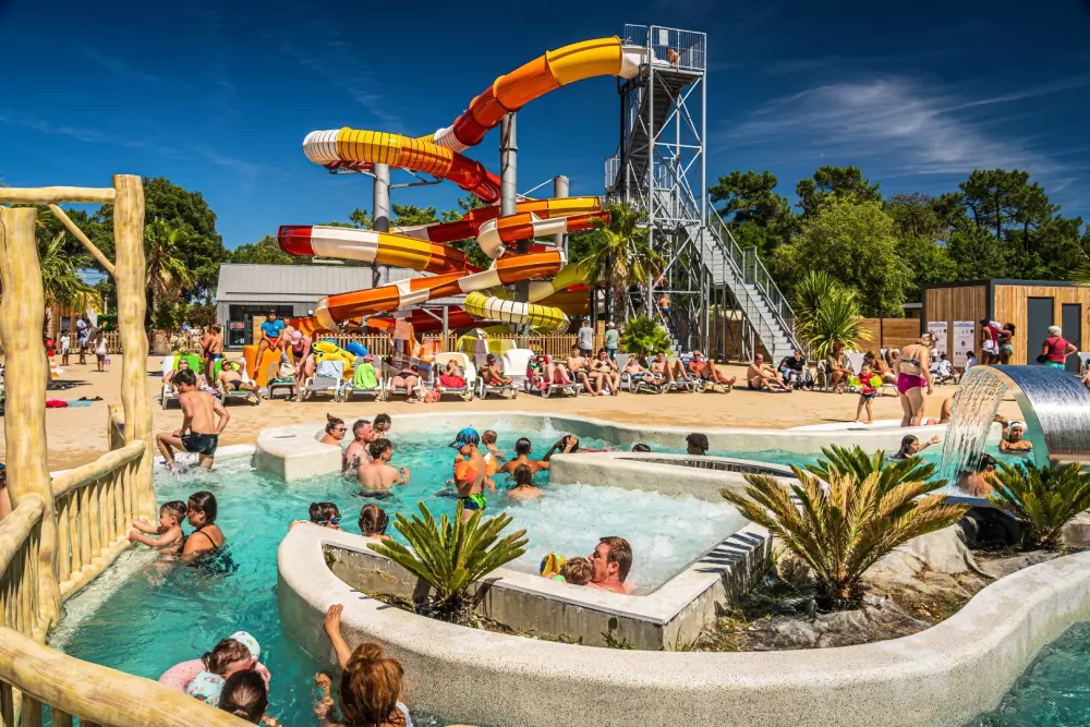 Camping Riez à la Vie 4 Sterren★★★★