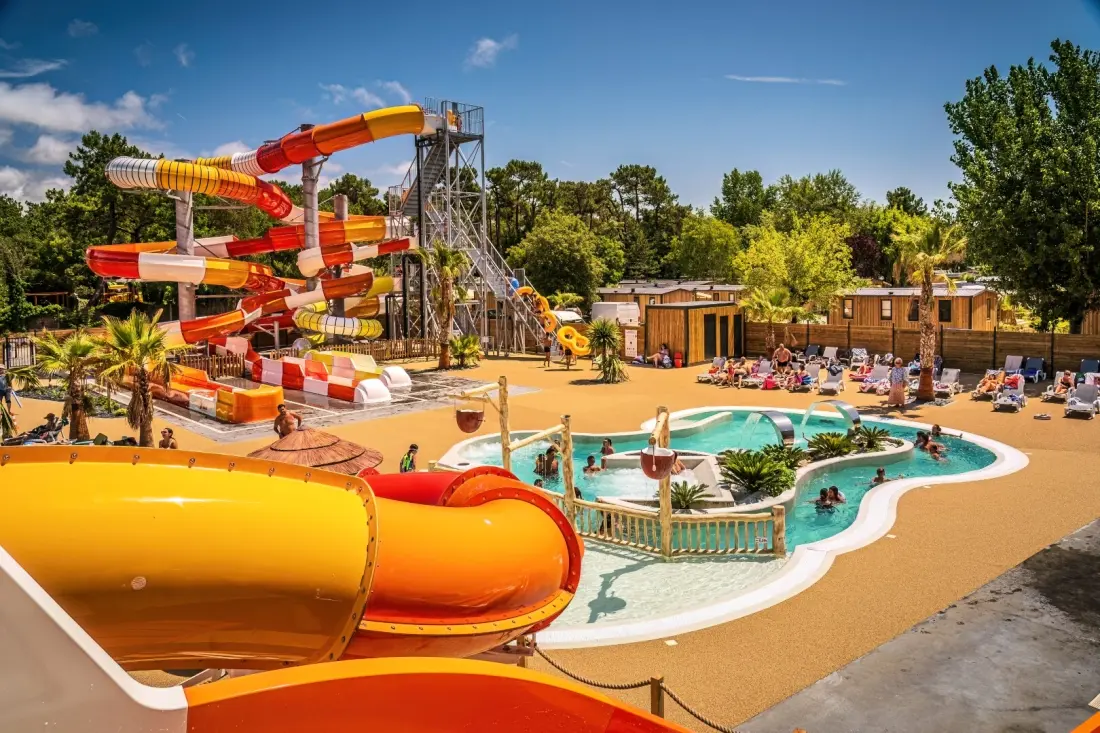 Camping Riez à la Vie 4 Sterren★★★★