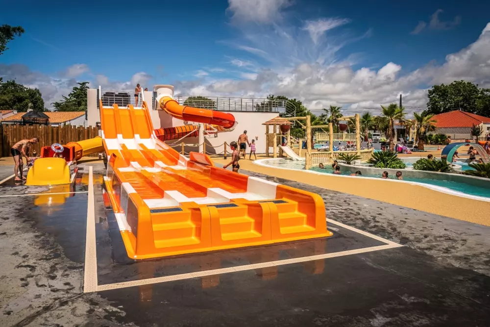 Camping Riez à la Vie 4 Sterren★★★★