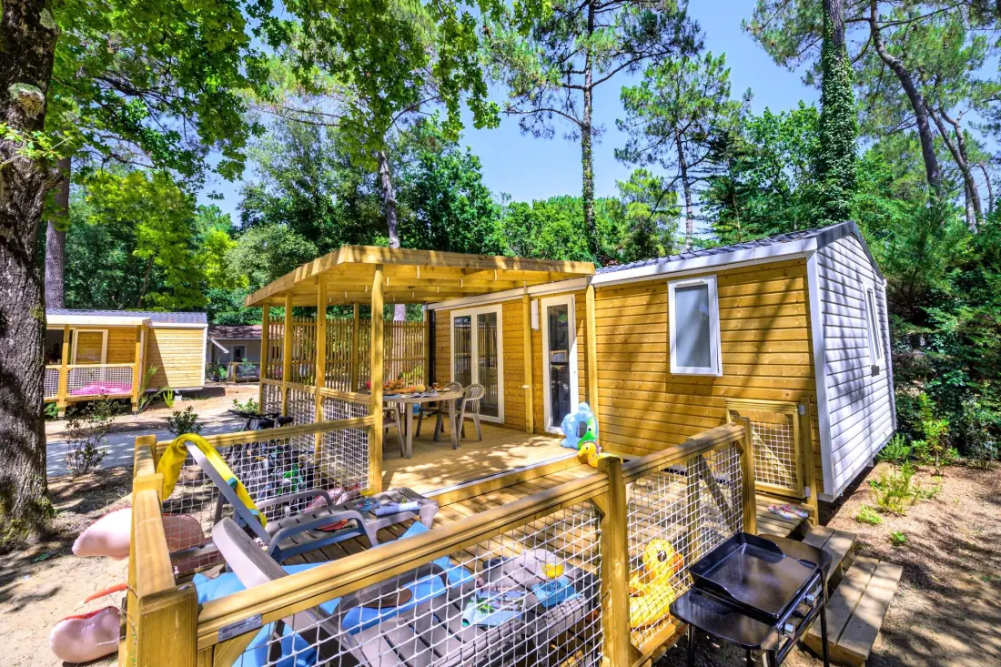 Flower Camping Au Bois Des Biches 4 Sterren★★★★