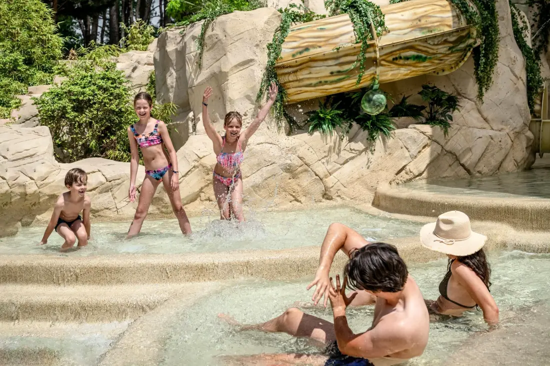 Flower Camping Au Bois Des Biches 4 Sterren★★★★