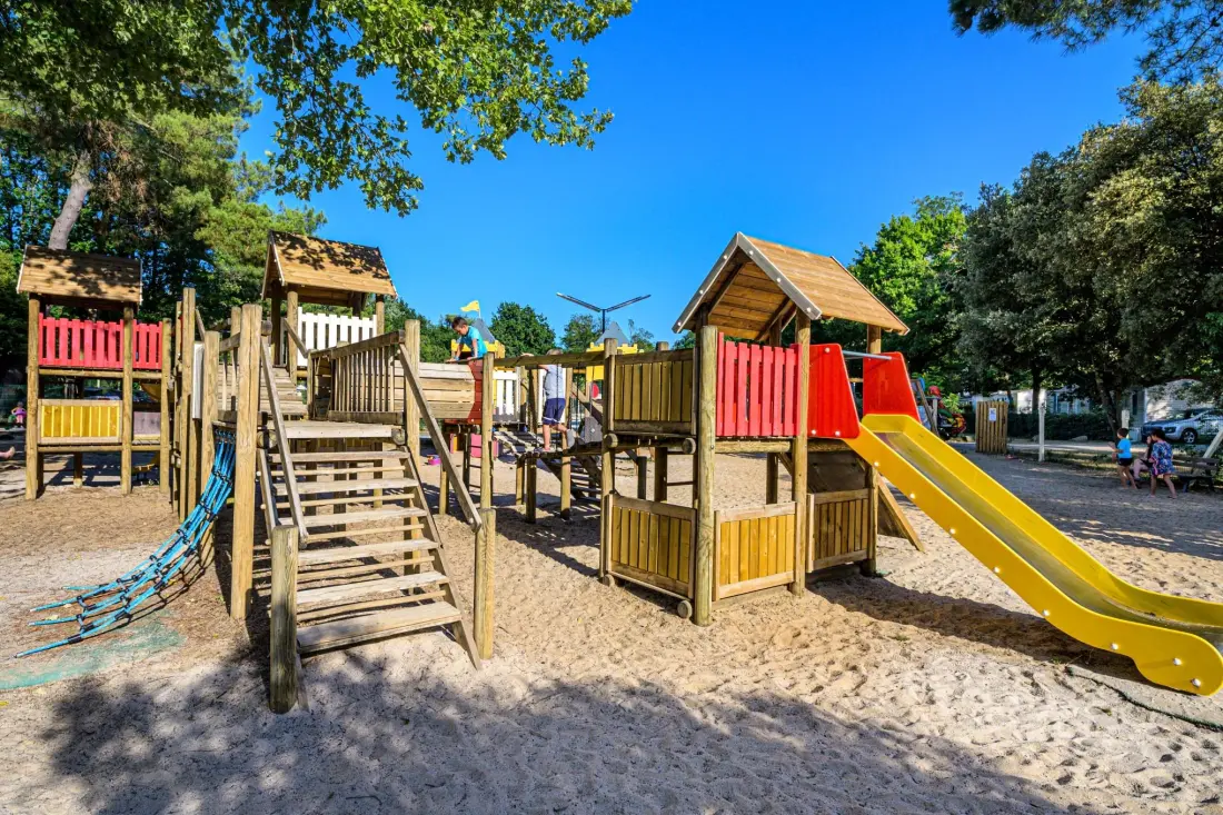 Flower Camping Au Bois Des Biches 4 Sterren★★★★