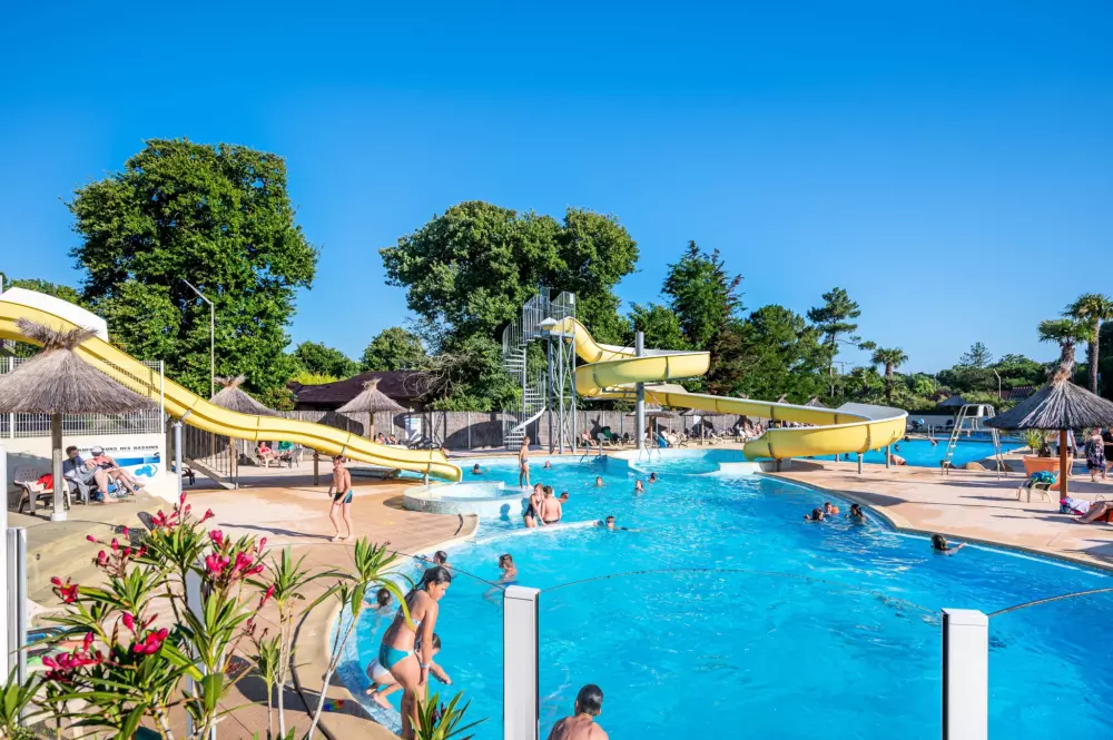 Flower Camping Au Bois Des Biches 4 Stars★★★★