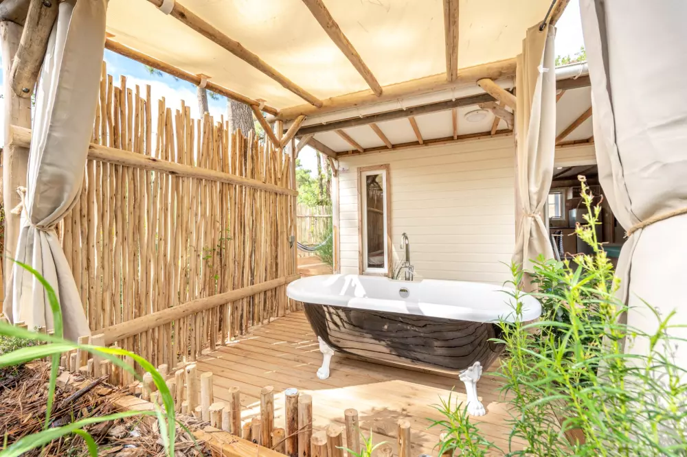 Flower Camping Au Bois Des Biches 4 Stars★★★★