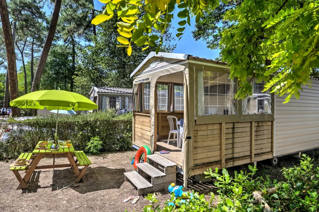 Flower Camping Au Bois Des Biches 4 Sterren★★★★